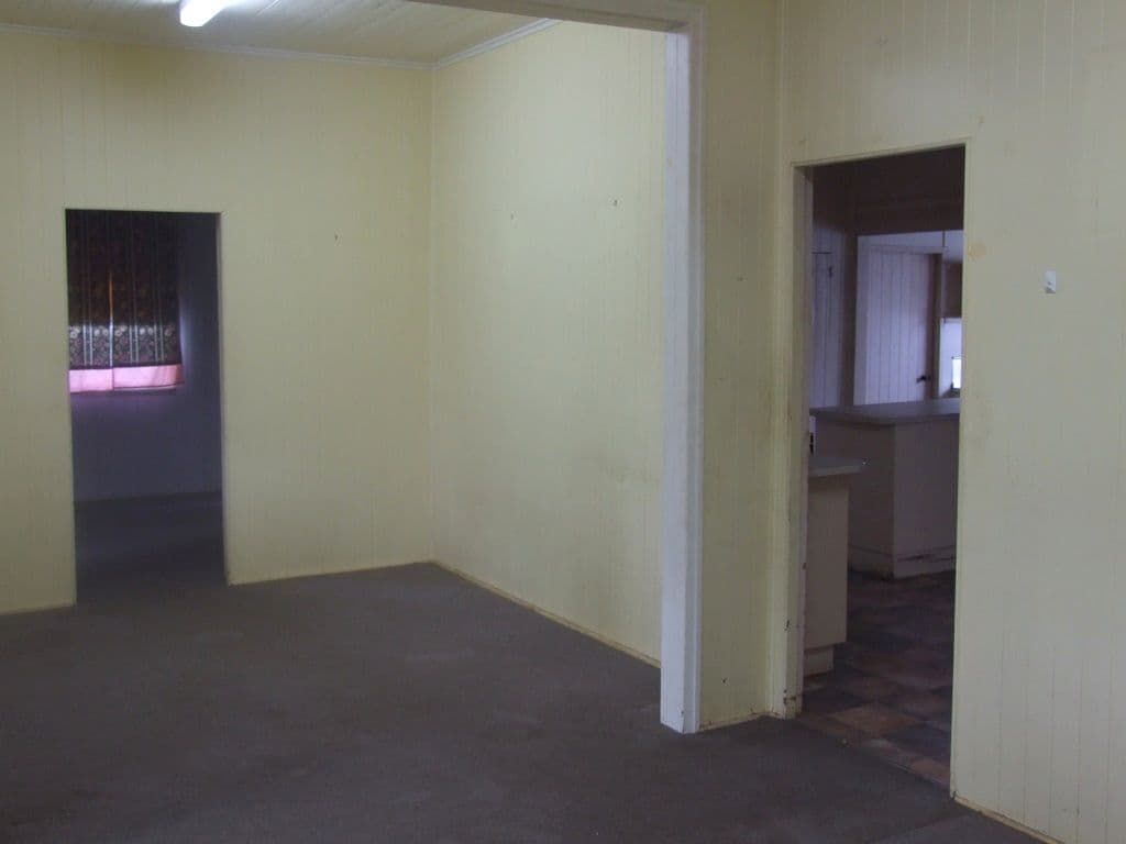 21 Curnow Street, Crows Nest QLD 4355, Crows Nest - Thumbnail 4