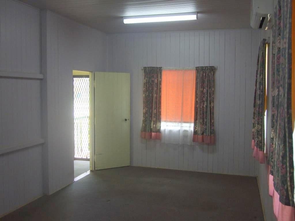 21 Curnow Street, Crows Nest QLD 4355, Crows Nest - Thumbnail 5