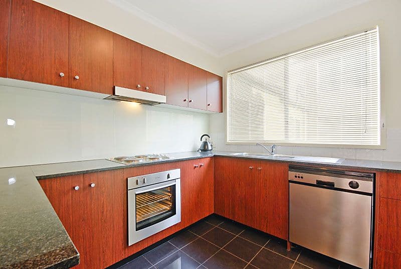 2 Kynoch Lane, MARIBYRNONG VIC 3032, Maribyrnong - Thumbnail 2