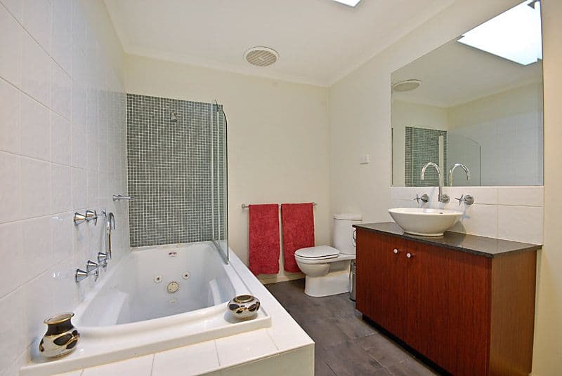 2 Kynoch Lane, MARIBYRNONG VIC 3032, Maribyrnong - Thumbnail 8