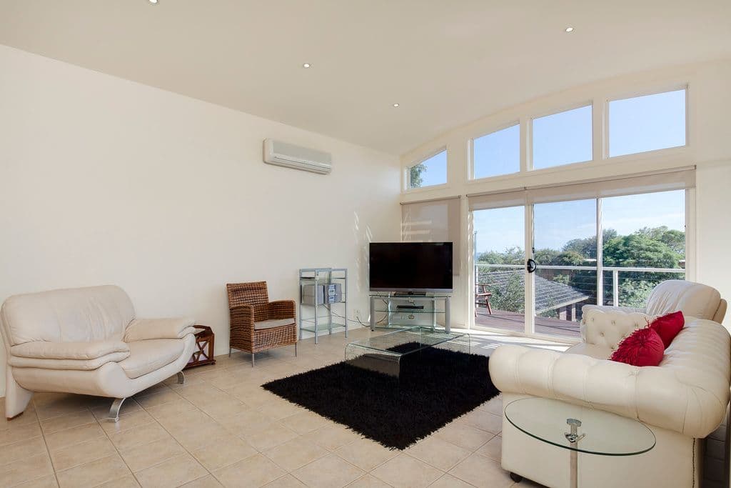 6 McHaffie Drive, COWES VIC 3922, Cowes - Thumbnail 2