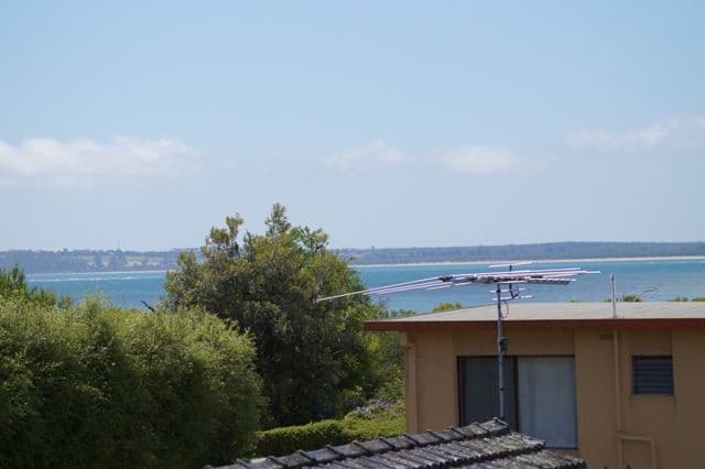 6 McHaffie Drive, COWES VIC 3922, Cowes - Thumbnail 3