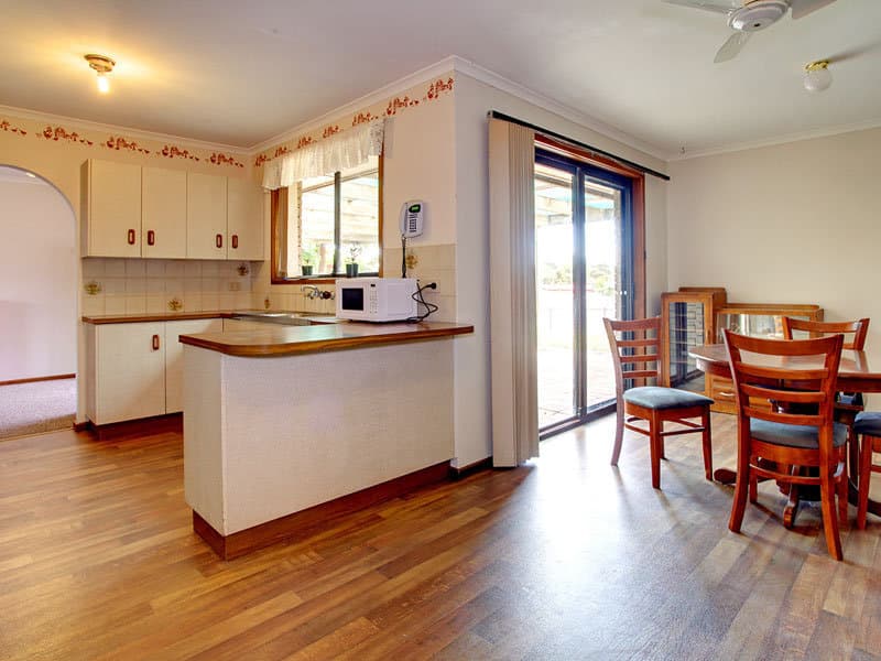 8 McIlwaine Crescent, Noarlunga Downs - Thumbnail 4