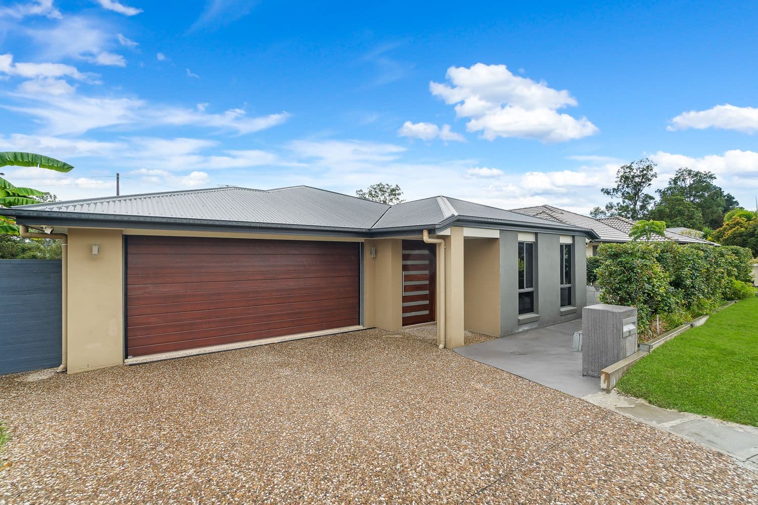 19 Dinnigan Crescent, Durack QLD 4077, Durack - Thumbnail 2