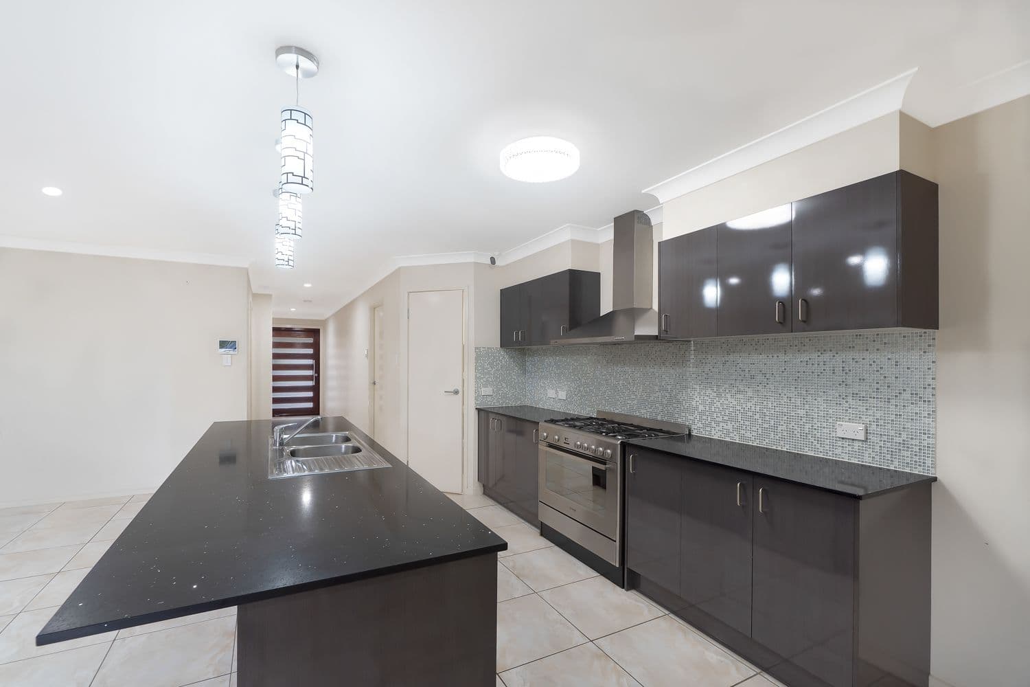 19 Dinnigan Crescent, Durack QLD 4077, Durack - Thumbnail 4