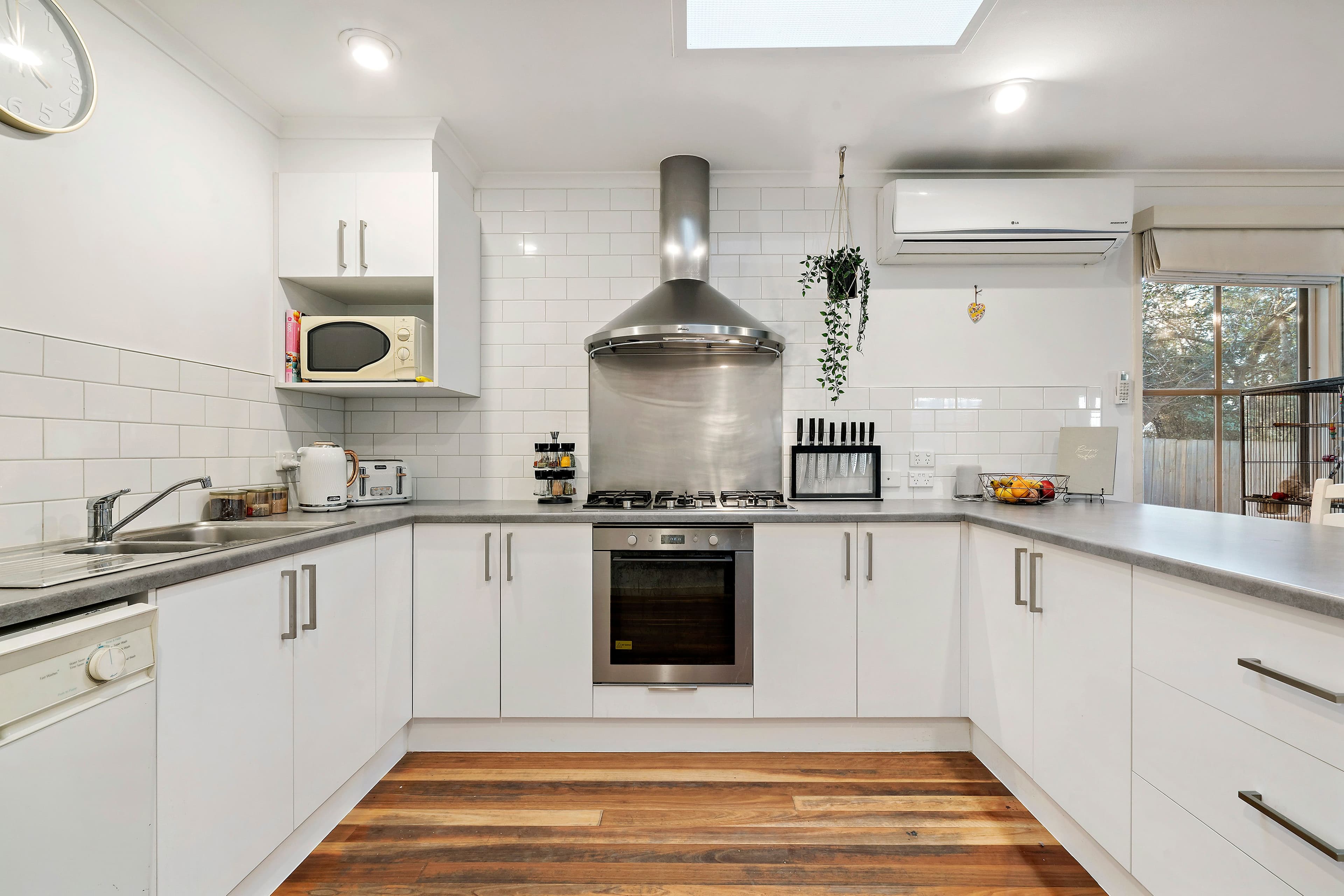 9 Samantha Court, Frankston VIC 3199, Frankston - Thumbnail 4