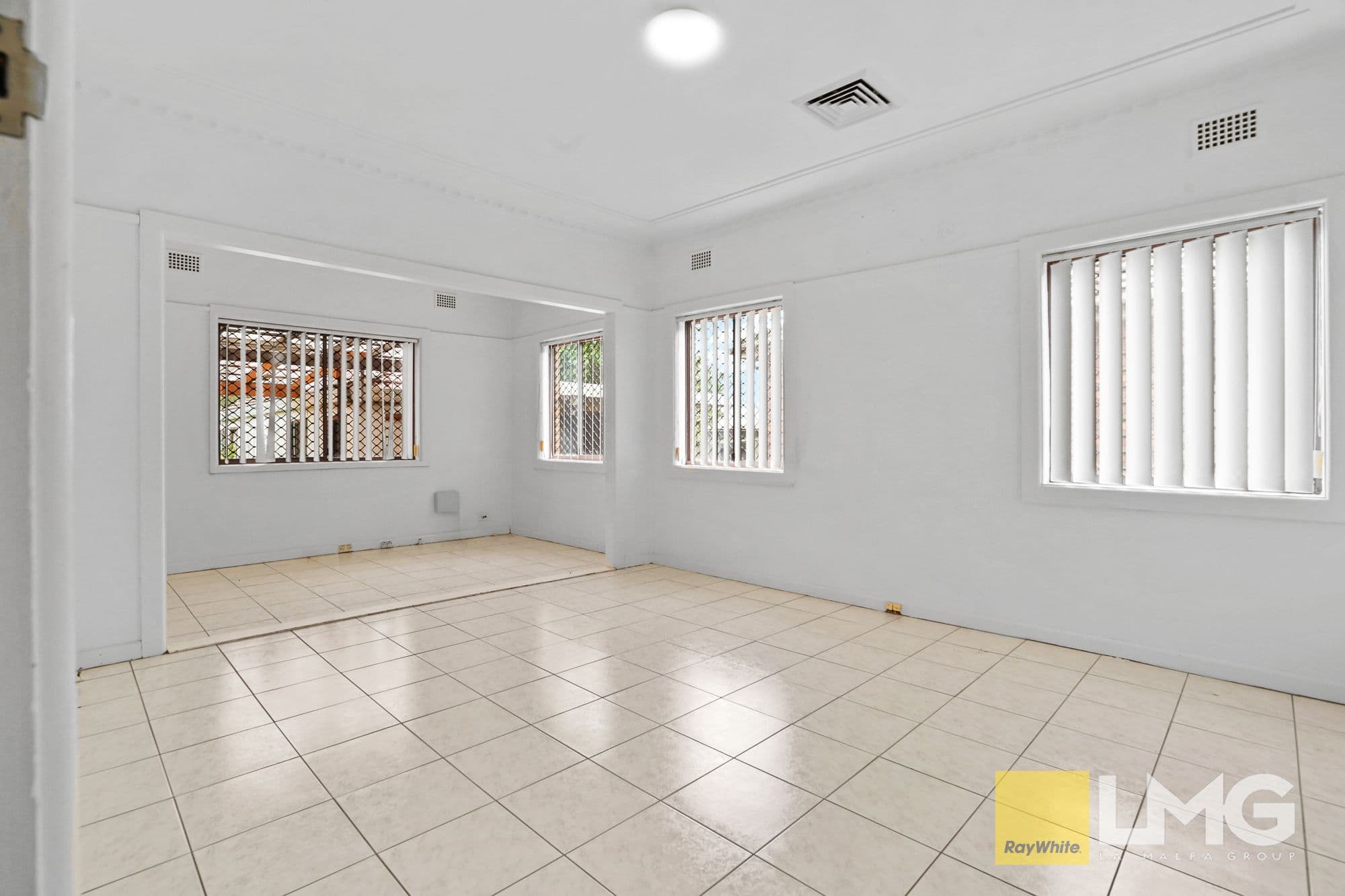 189 Northam Avenue, Bankstown NSW 2200, Bankstown - Thumbnail 2