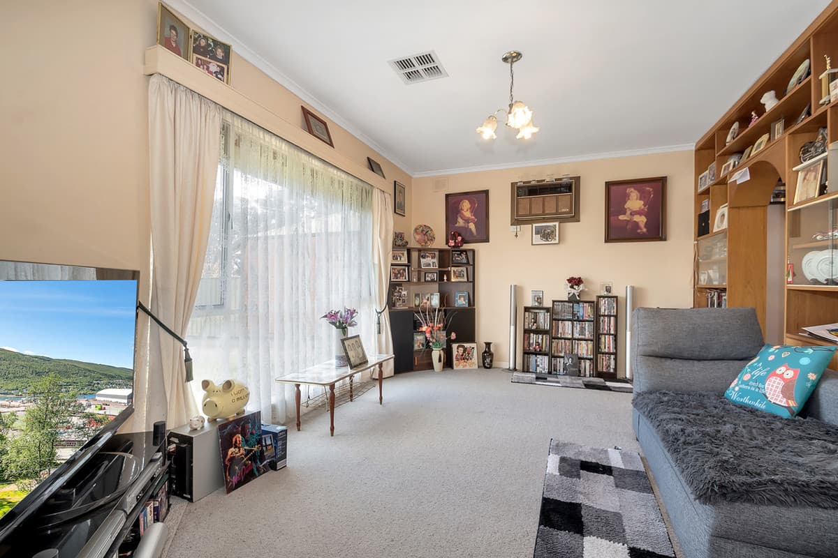 63 Forest Avenue, Newton SA 5074, Newton - Thumbnail 2