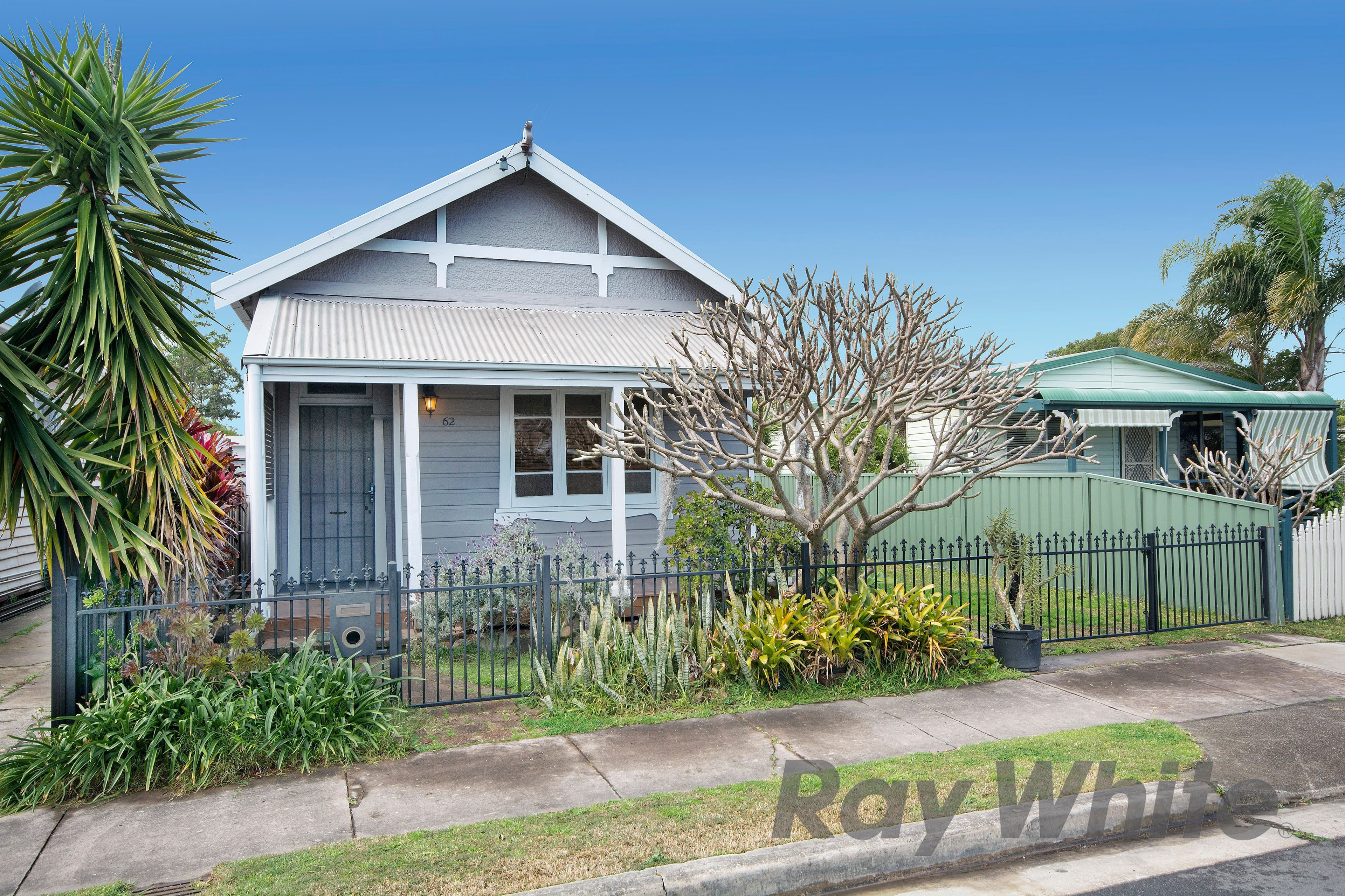 62 Roe Street, Mayfield - Image 1