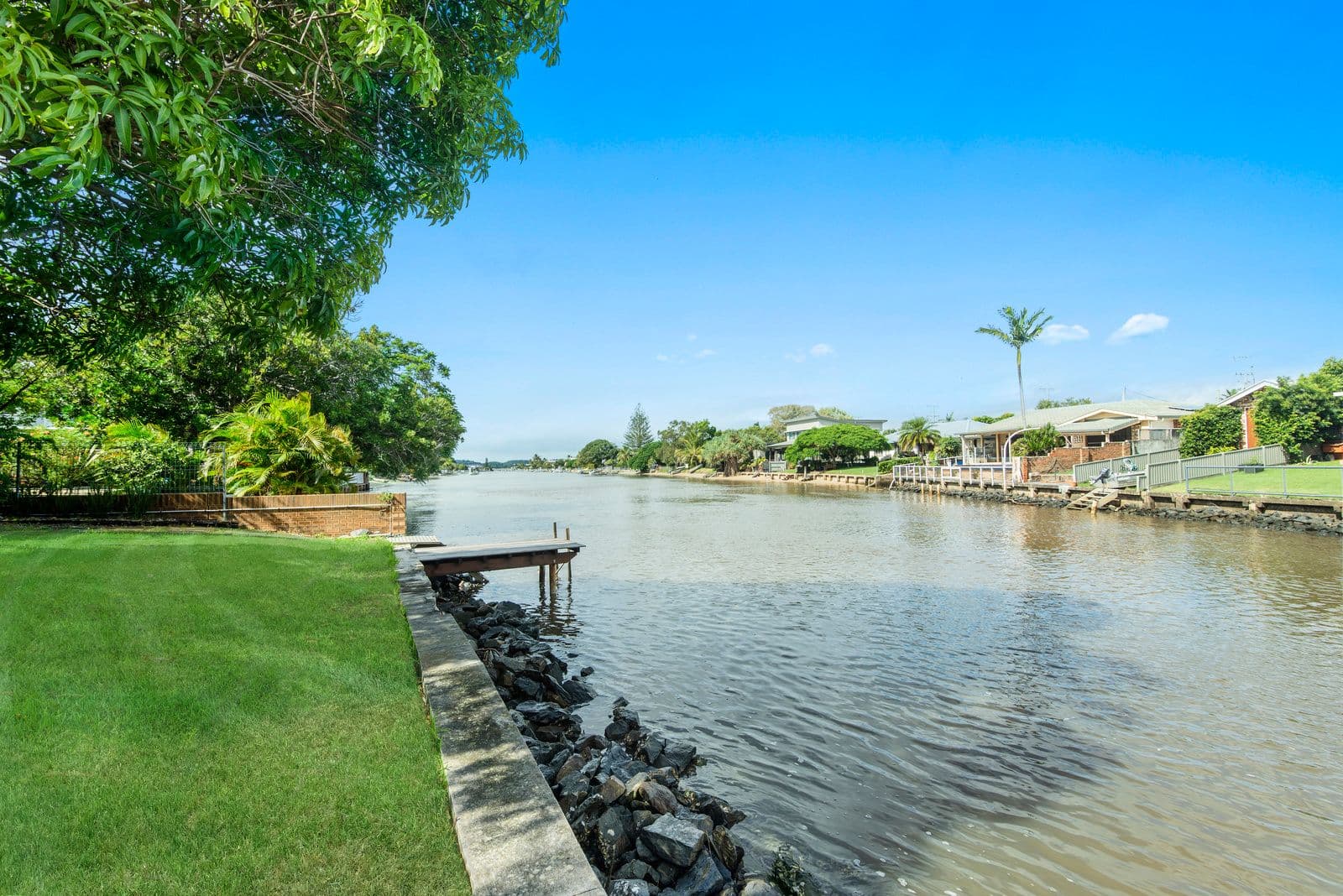 86 Tallebudgera Drive, Palm Beach QLD 4221, Palm Beach - Thumbnail 2