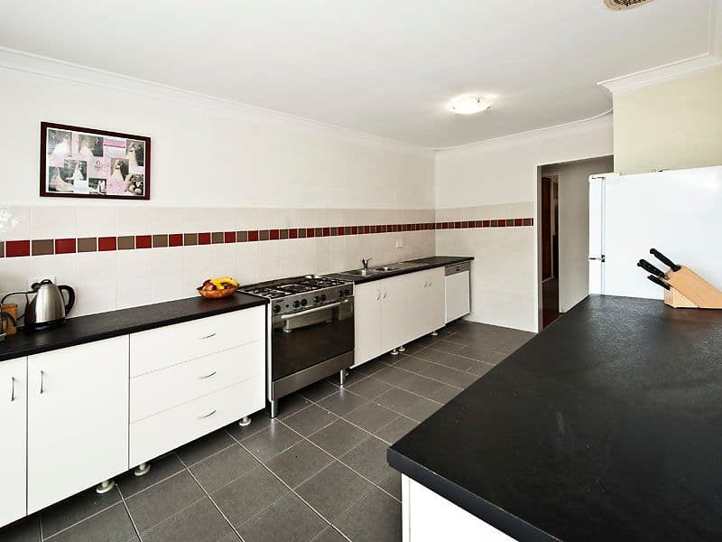 9 Merilup Court, HILLMAN WA 6168, Hillman - Thumbnail 2