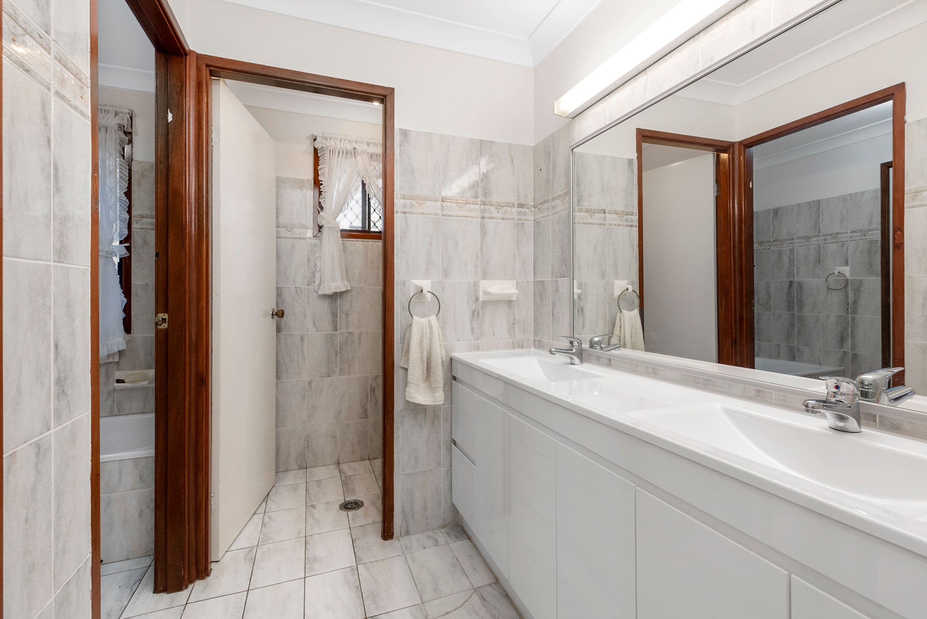 9 Lyrebird Crescent, Green Valley - Thumbnail 4