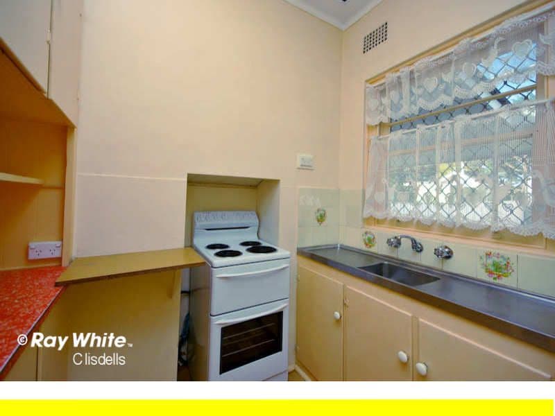 88 Caroline Street, KINGSGROVE NSW 2208, Kingsgrove - Thumbnail 6