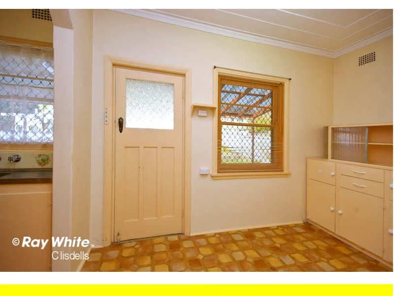 88 Caroline Street, KINGSGROVE NSW 2208, Kingsgrove - Thumbnail 7