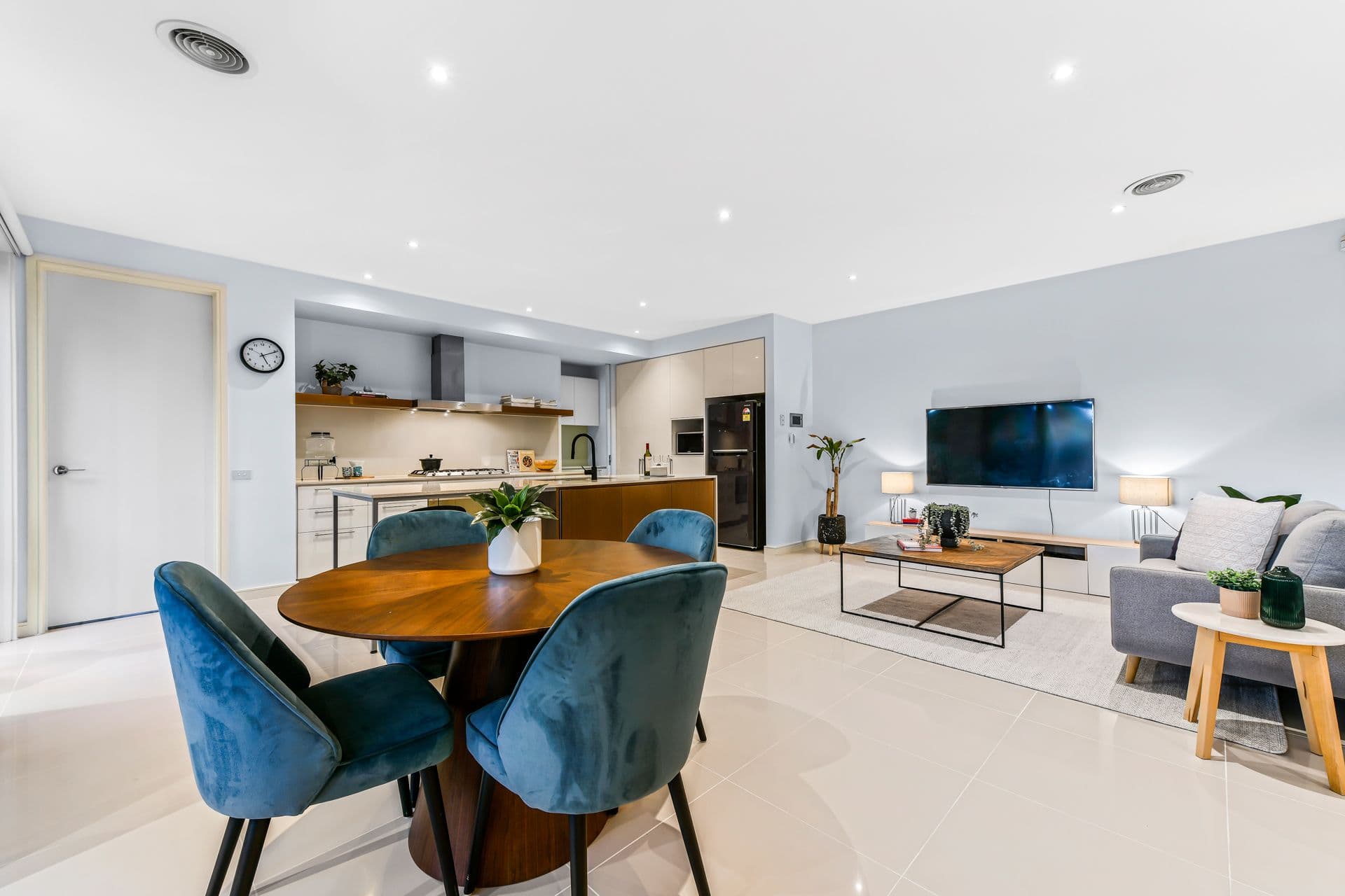 18 Ellis Park Avenue, Mulgrave VIC 3170, Mulgrave - Thumbnail 3