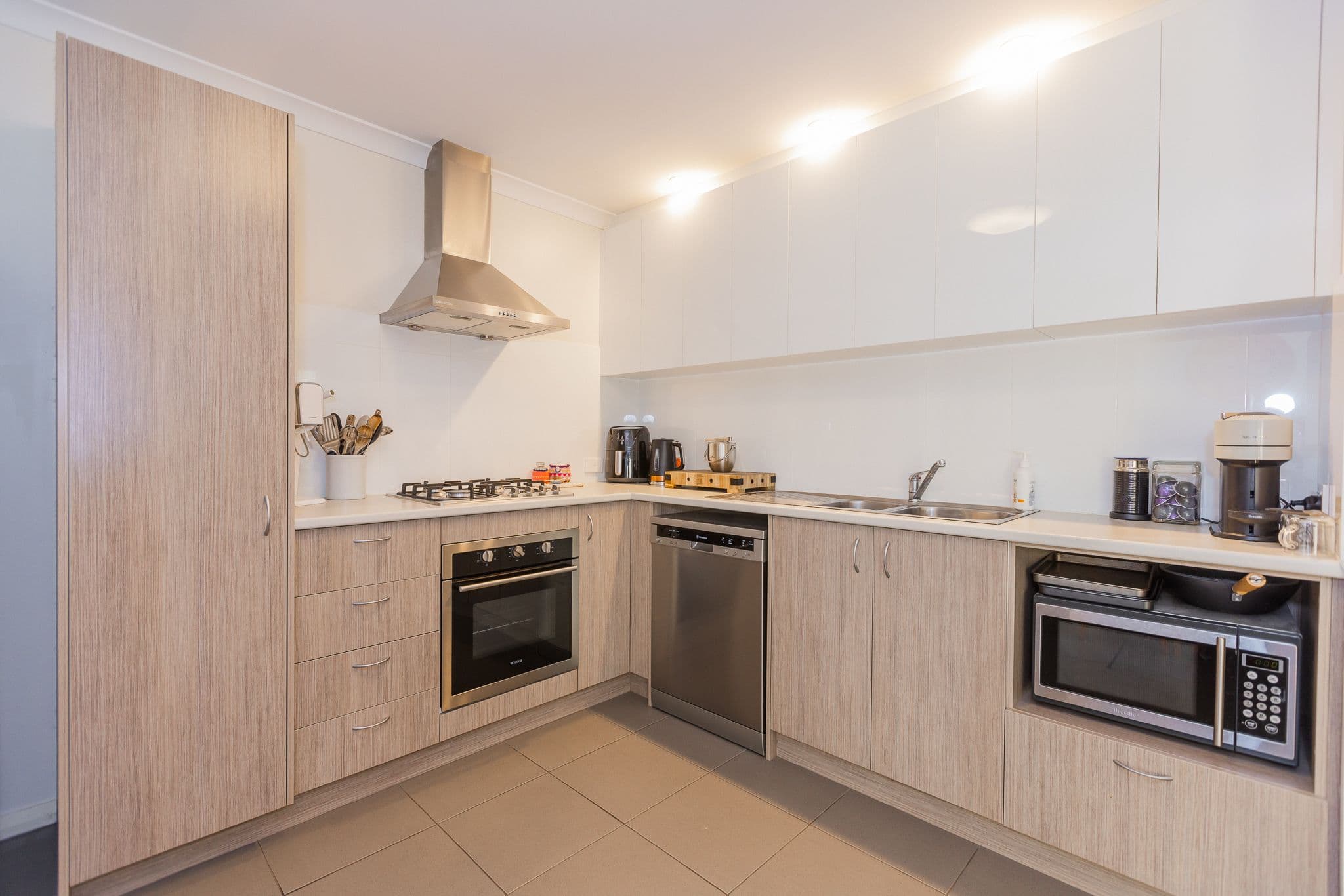 6 Wyatt Road, Bayswater WA 6053, Bayswater - Thumbnail 2