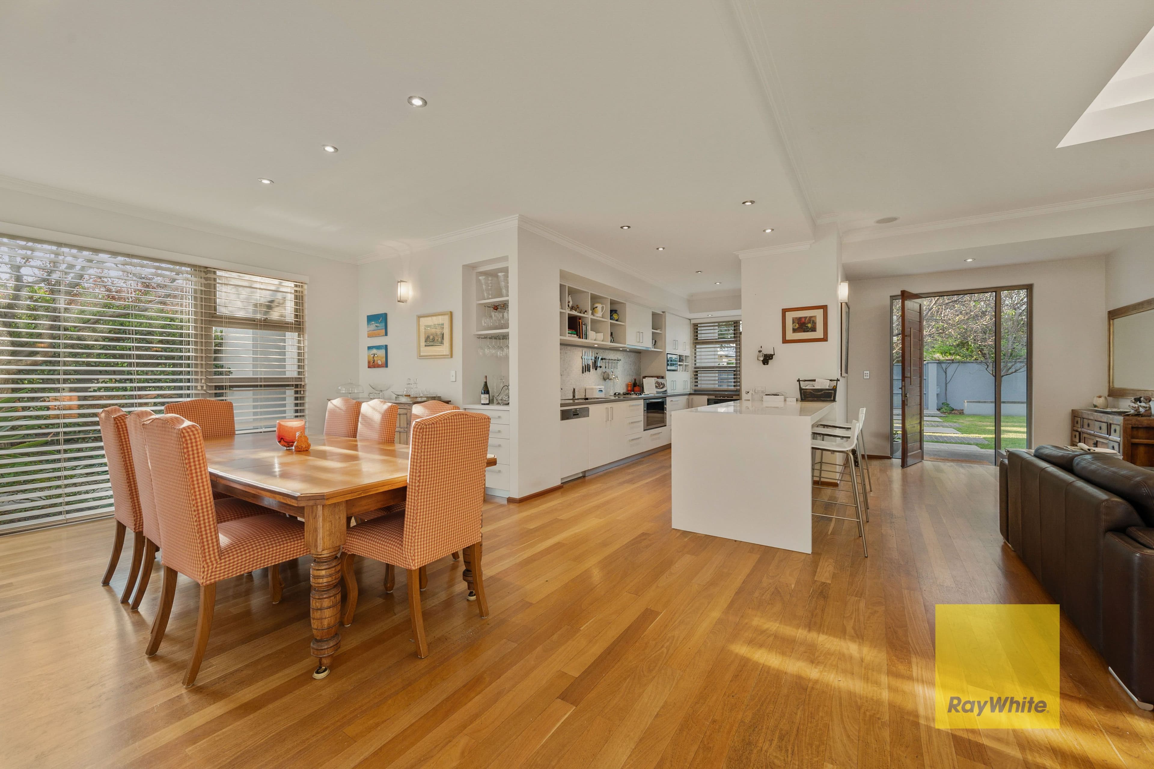 18 King Street, Claremont WA 6010, Claremont - Thumbnail 4