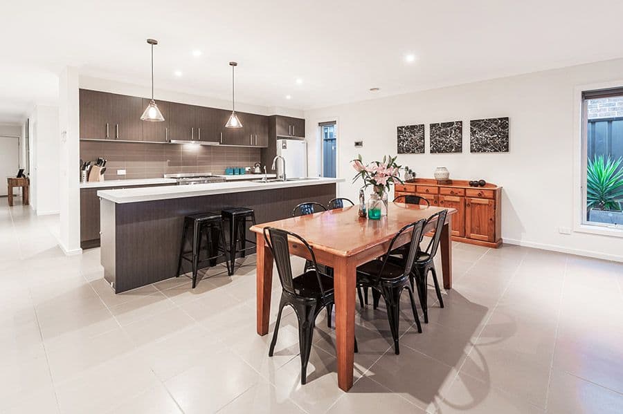 76 Huntington Drive, Craigieburn VIC 3064, Craigieburn - Thumbnail 3