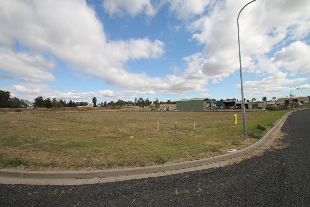 8 Dragon Street, Quirindi NSW 2343, Quirindi - Thumbnail 4