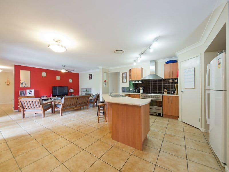 53 Senden Crescent, MANLY WEST QLD 4179, Manly West - Thumbnail 3