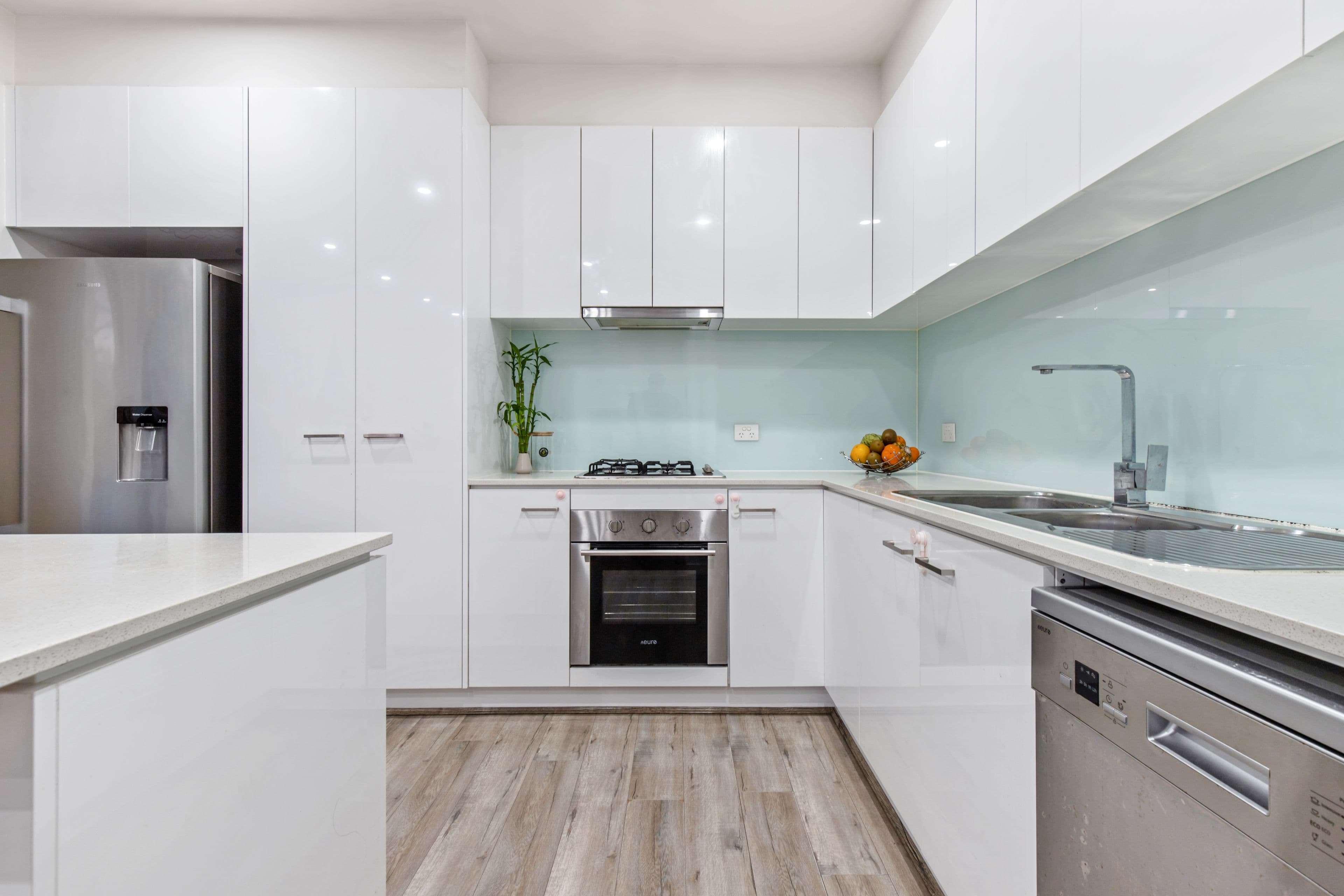 18 Irvine Street, Deer Park VIC 3023, Deer Park - Thumbnail 3