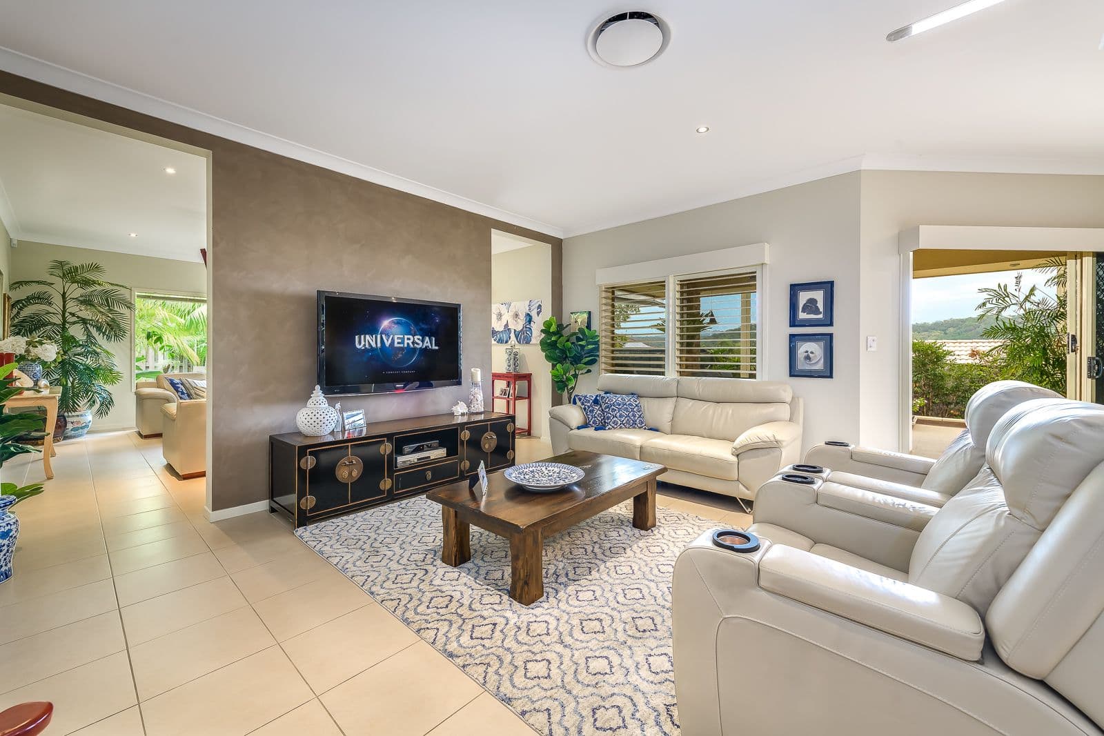 15 Peckham Court, Pacific Pines QLD 4211, Pacific Pines - Thumbnail 7