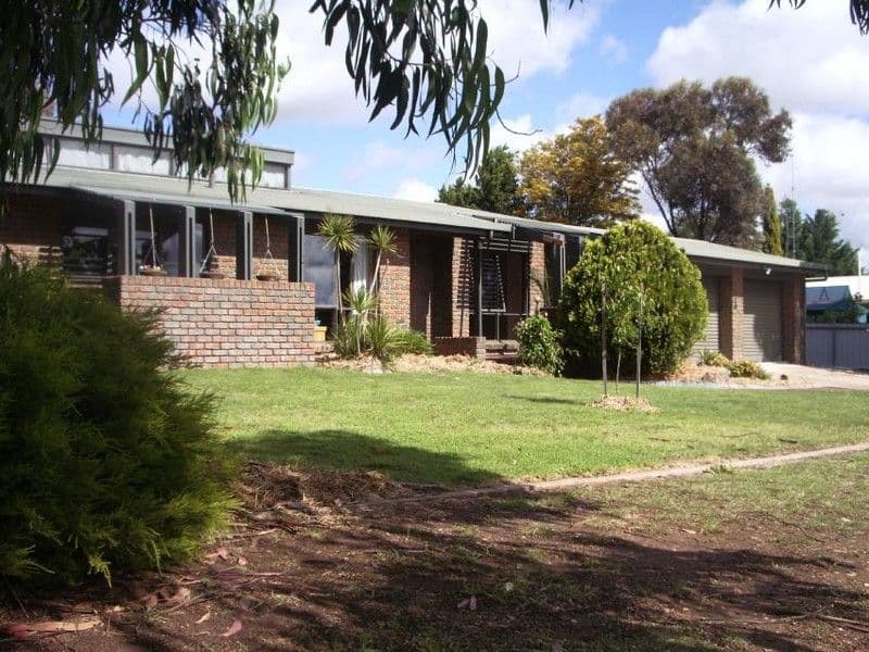 21 Creecoona Terrace, BORDERTOWN SA 5268, Bordertown - Thumbnail 5
