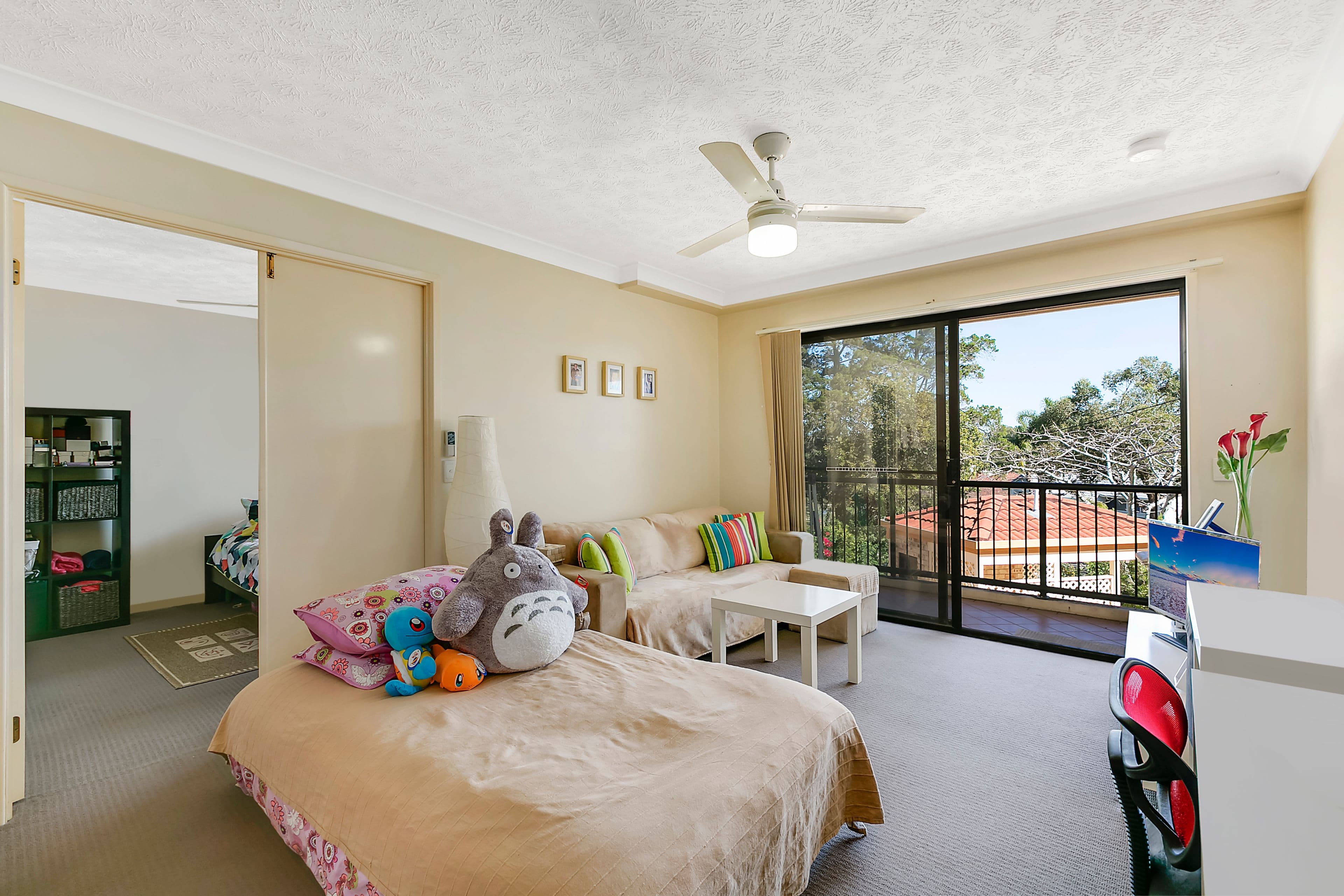27 Chester Terrace, Southport QLD 4215, Southport - Thumbnail 3