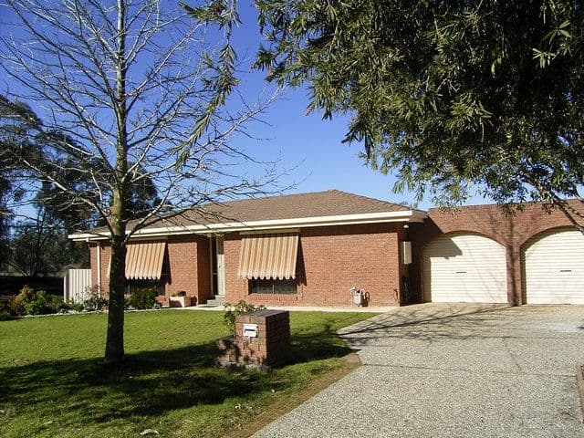 10 Lindisfarne Court, THURGOONA NSW 2640, Thurgoona - Image 1