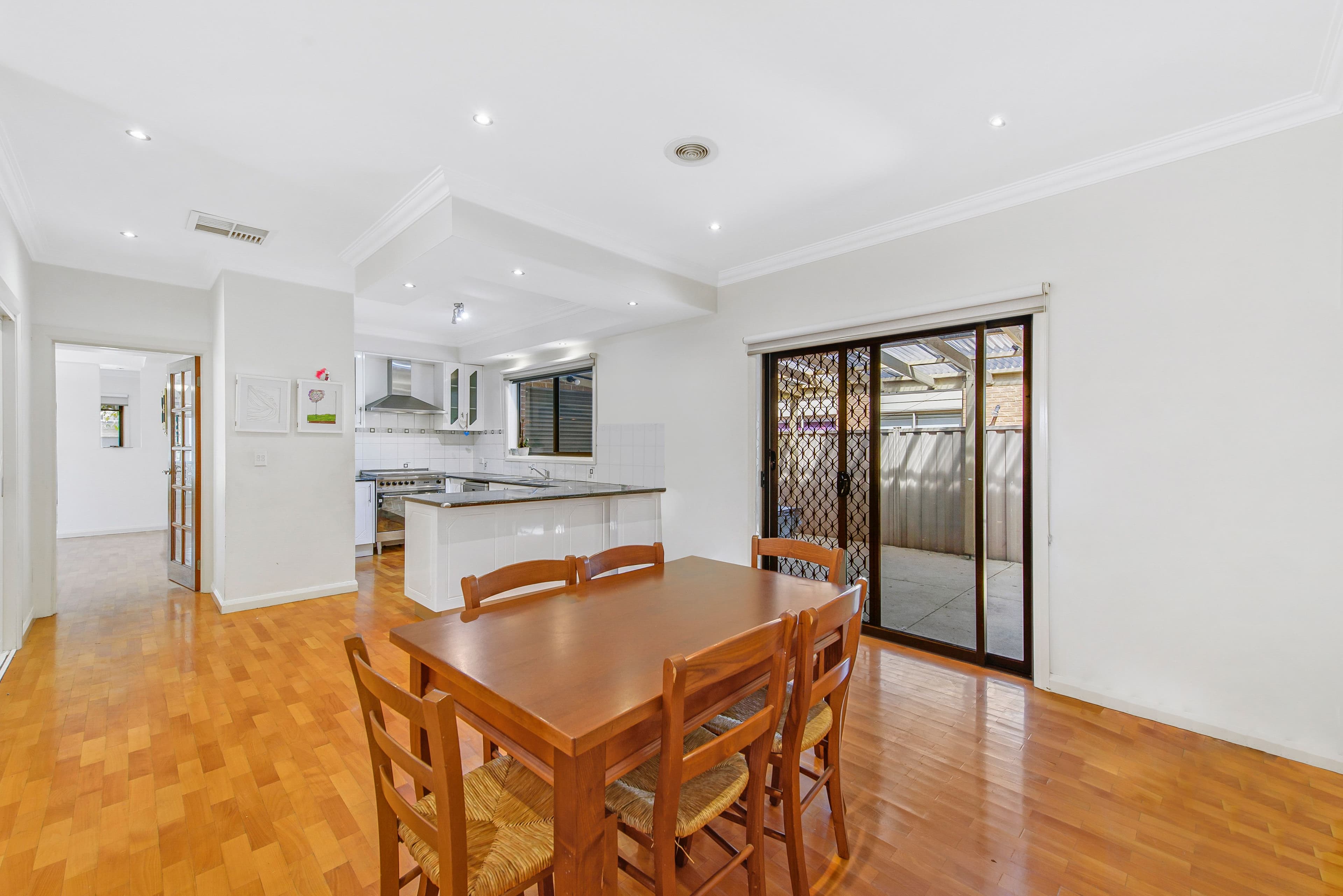 14 Cobaw Circuit, Caroline Springs VIC 3023, Caroline Springs - Thumbnail 5