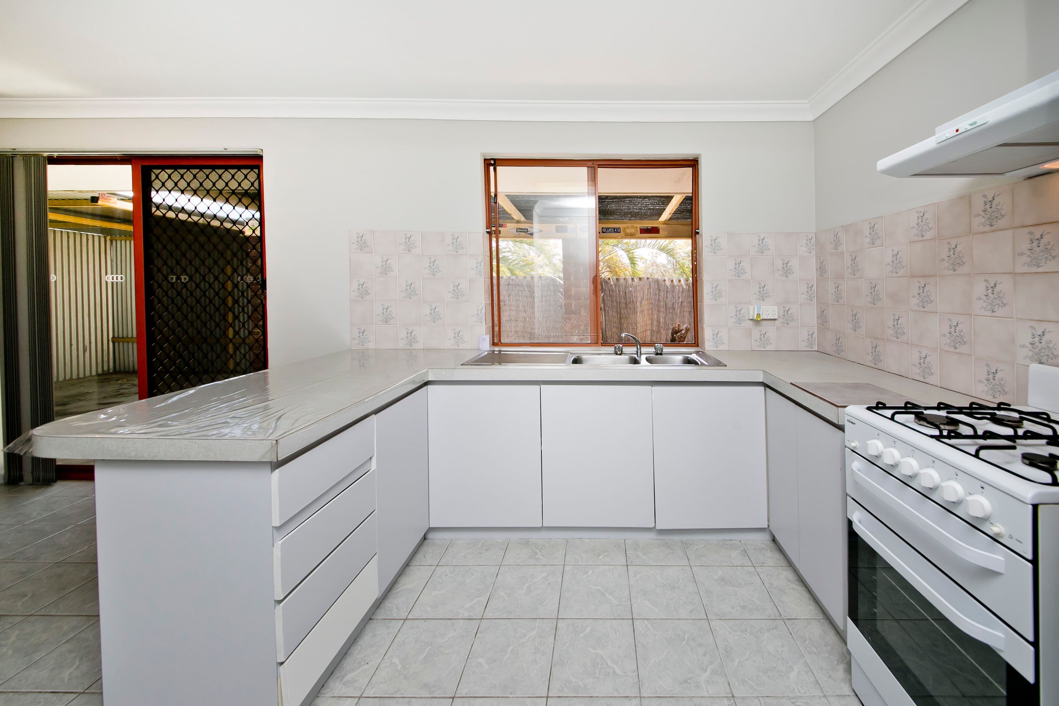 10b Chesterton Road, Bassendean WA 6054, Bassendean - Image 1