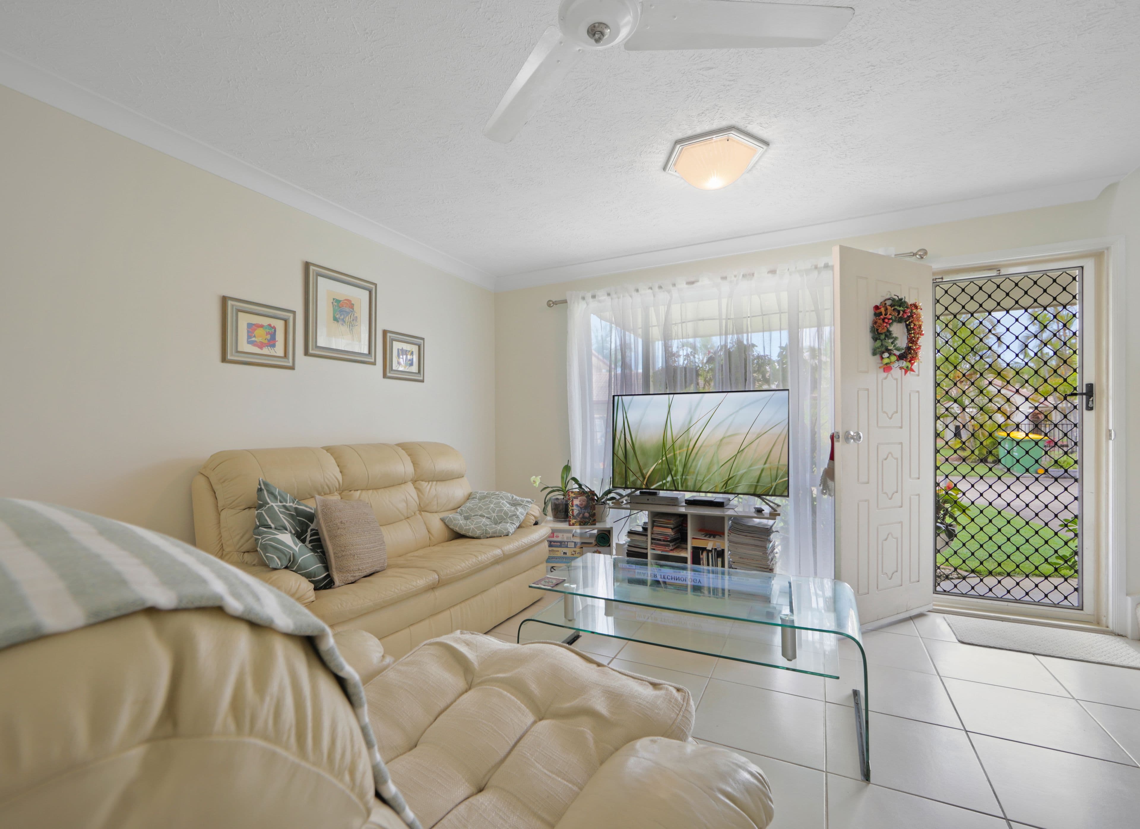 20 Saint Kevins Avenue, Benowa QLD 4217, Benowa - Thumbnail 5
