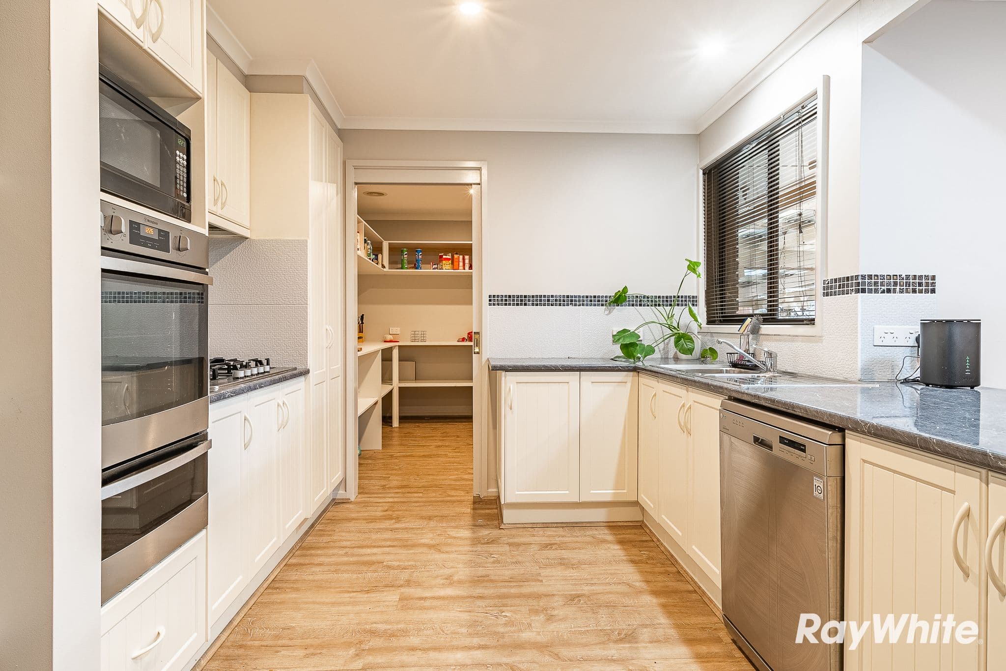 2 Graemar Court, Kangaroo Flat VIC 3555, Kangaroo Flat - Thumbnail 7