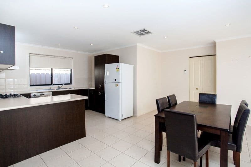 11B Morris Drive, VALLEY VIEW SA 5093, Valley View - Thumbnail 4