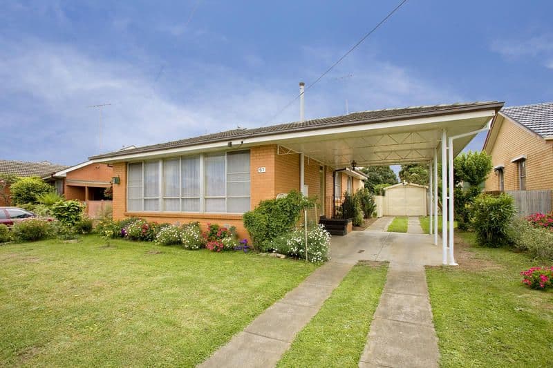 37 Fidge Crescent, BREAKWATER VIC 3219, Breakwater - Thumbnail 2