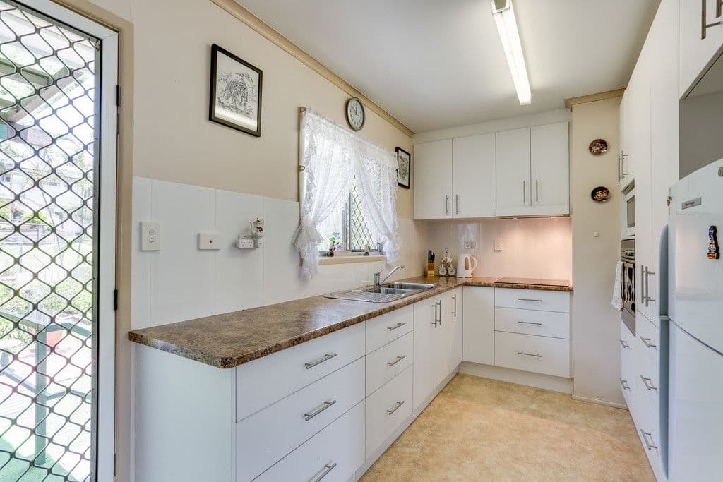 30 Pack Street, Jamboree Heights QLD 4074, Jamboree Heights - Thumbnail 4