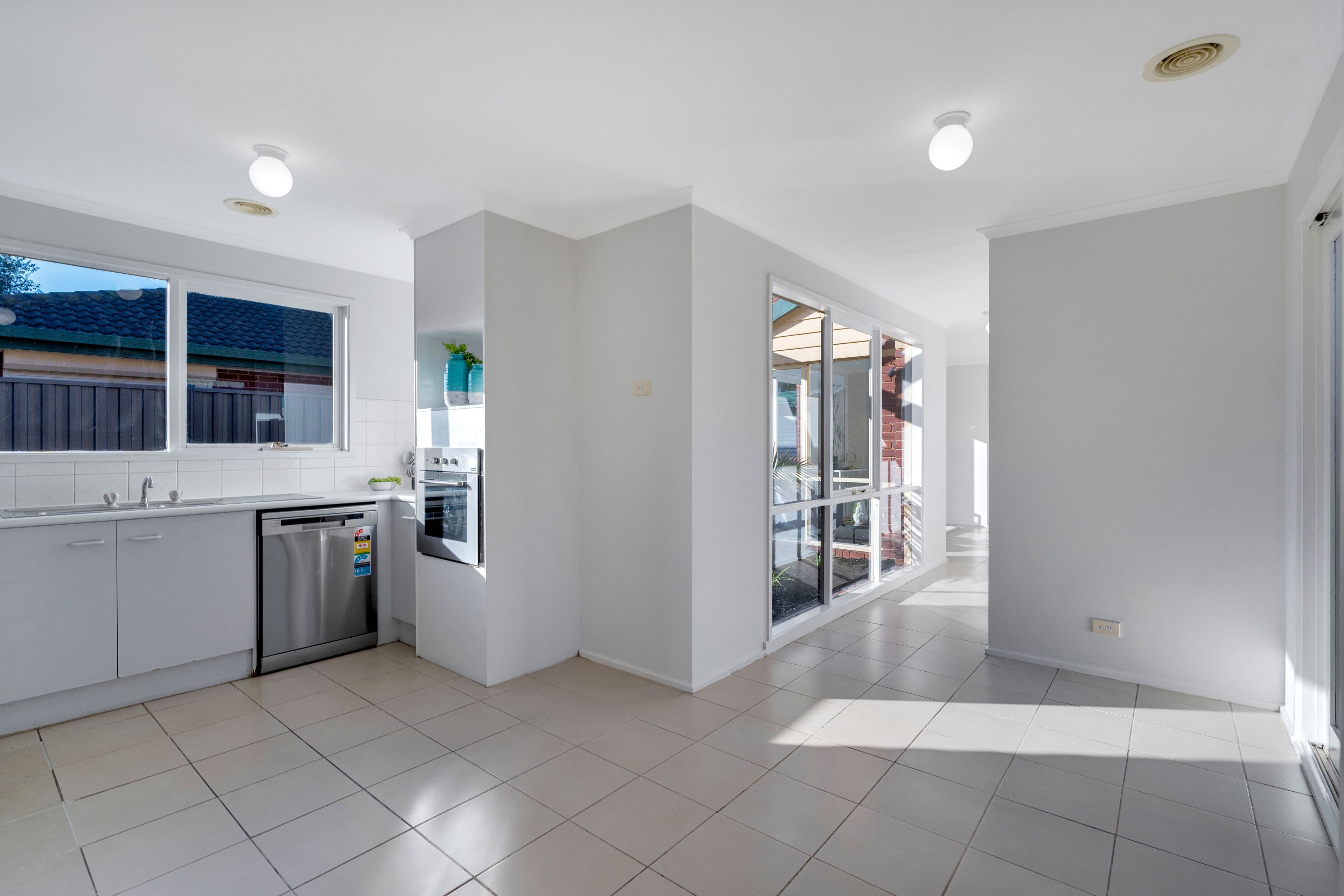 9 Magra Place, Roxburgh Park VIC 3064, Roxburgh Park - Thumbnail 7