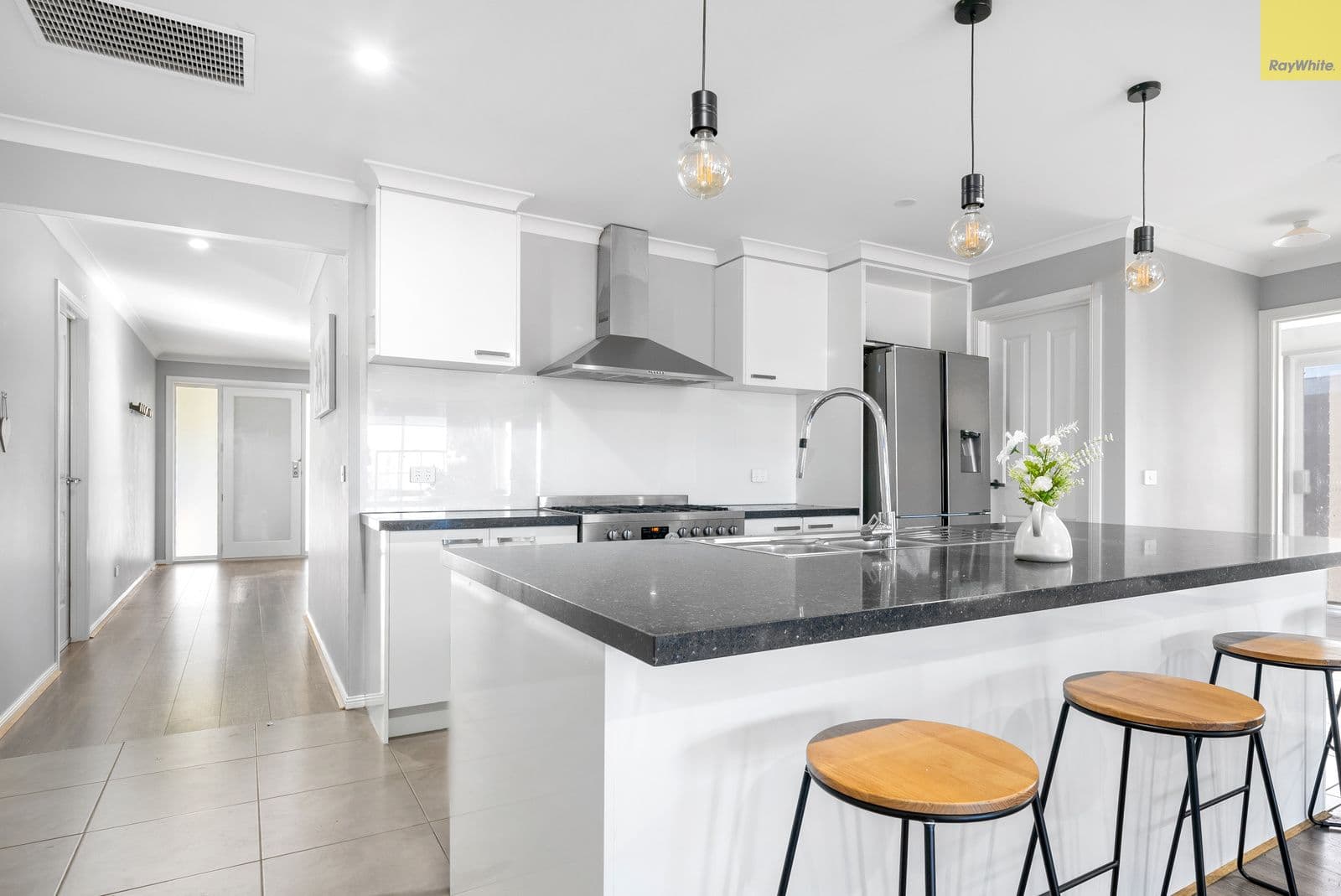 3 Cromarty Circuit, Darley VIC 3340, Darley - Thumbnail 4