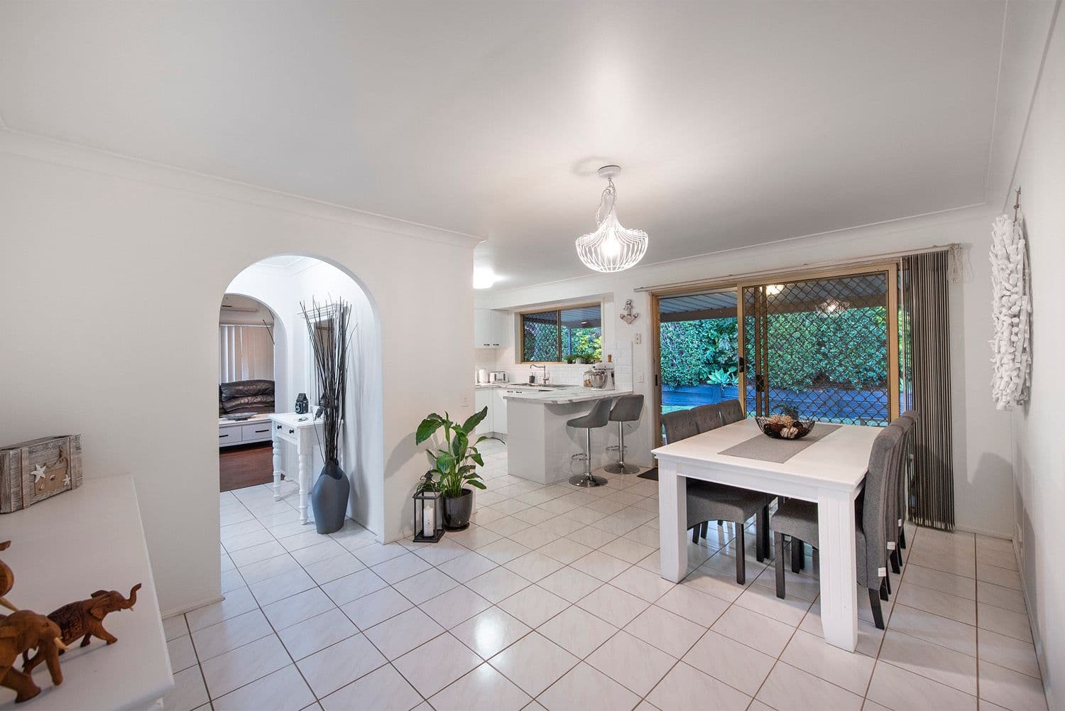 198 Castile Crescent, Edens Landing QLD 4207, Edens Landing - Thumbnail 4