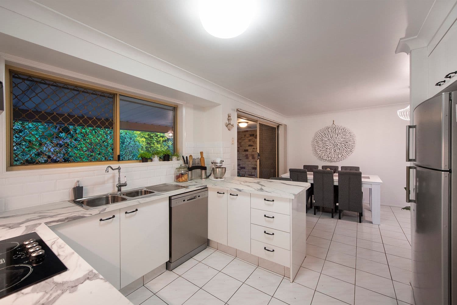 198 Castile Crescent, Edens Landing QLD 4207, Edens Landing - Thumbnail 8