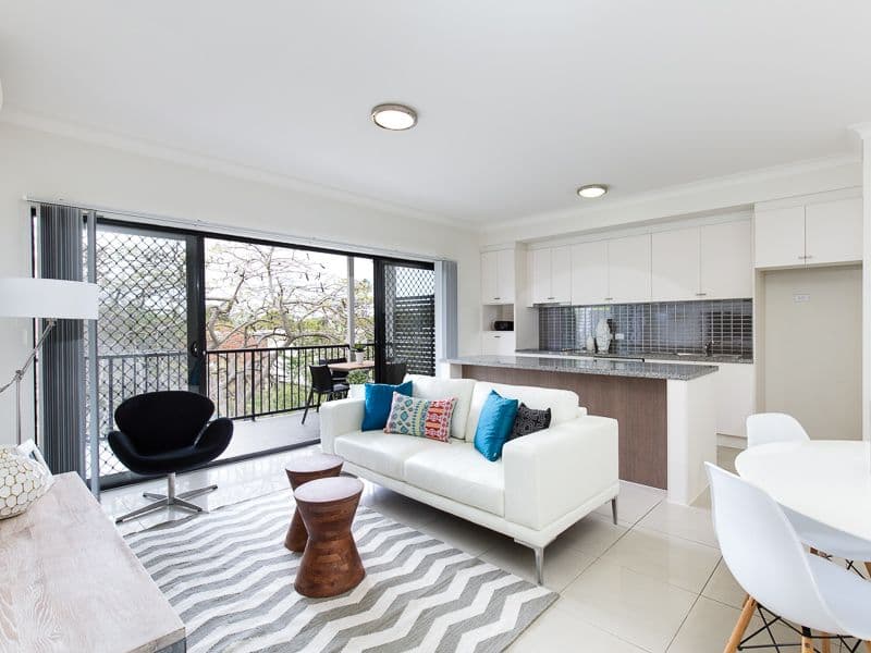 111 Thynne Road, MORNINGSIDE QLD 4170, Morningside - Image 1