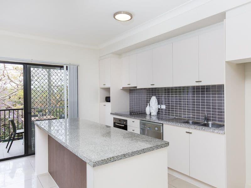 111 Thynne Road, MORNINGSIDE QLD 4170, Morningside - Thumbnail 4