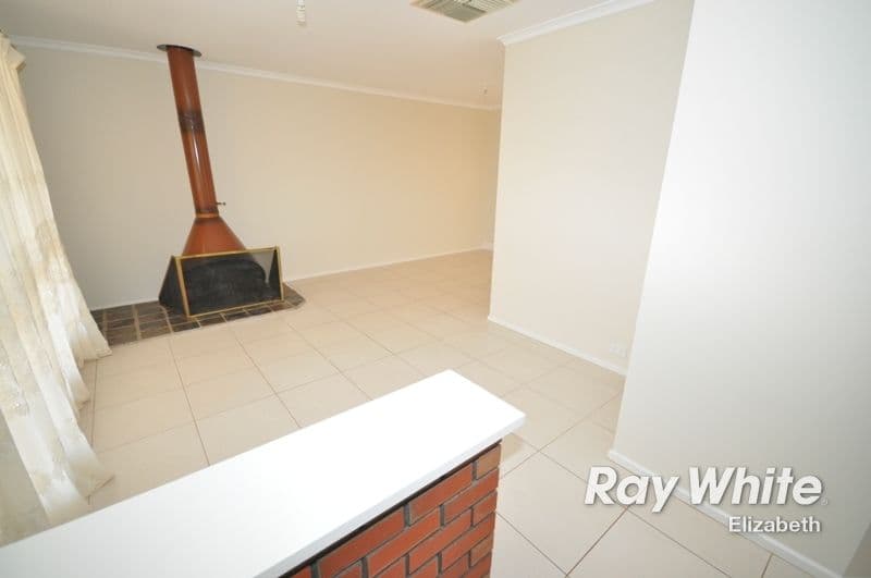 12 Oakwood Place, BLAKEVIEW SA 5114, Blakeview - Thumbnail 4