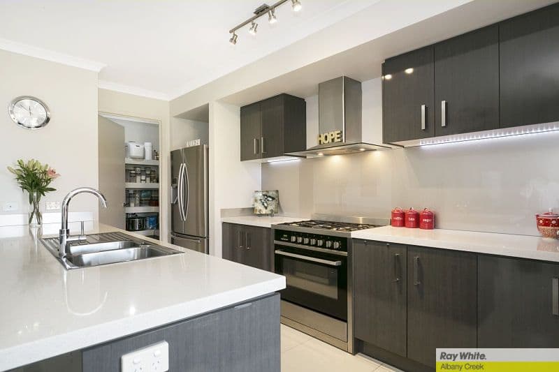 5 Seeana Crescent, Bridgeman Downs QLD 4035, Bridgeman Downs - Thumbnail 7