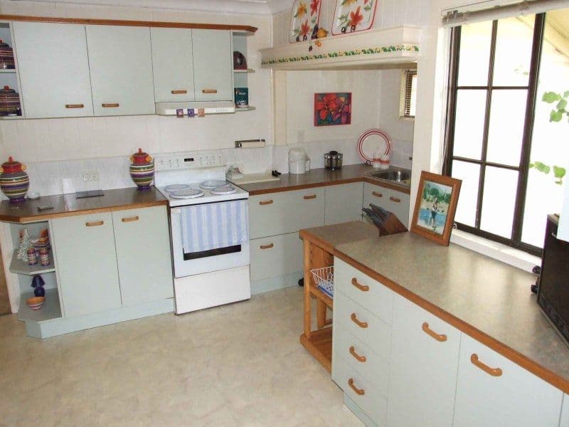 27 Mayes Avenue, LOGAN CENTRAL QLD 4114, Logan Central - Thumbnail 2