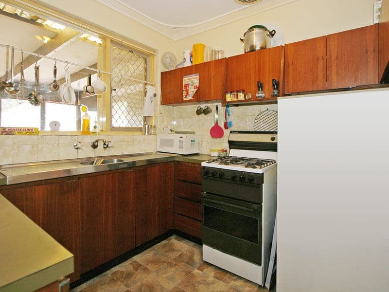 15 Gallagher Street, EDEN HILL WA 6054, Eden Hill - Thumbnail 4