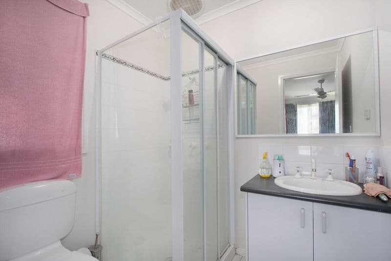 22 Ebony Drive, Pakenham VIC 3810, Pakenham - Thumbnail 4
