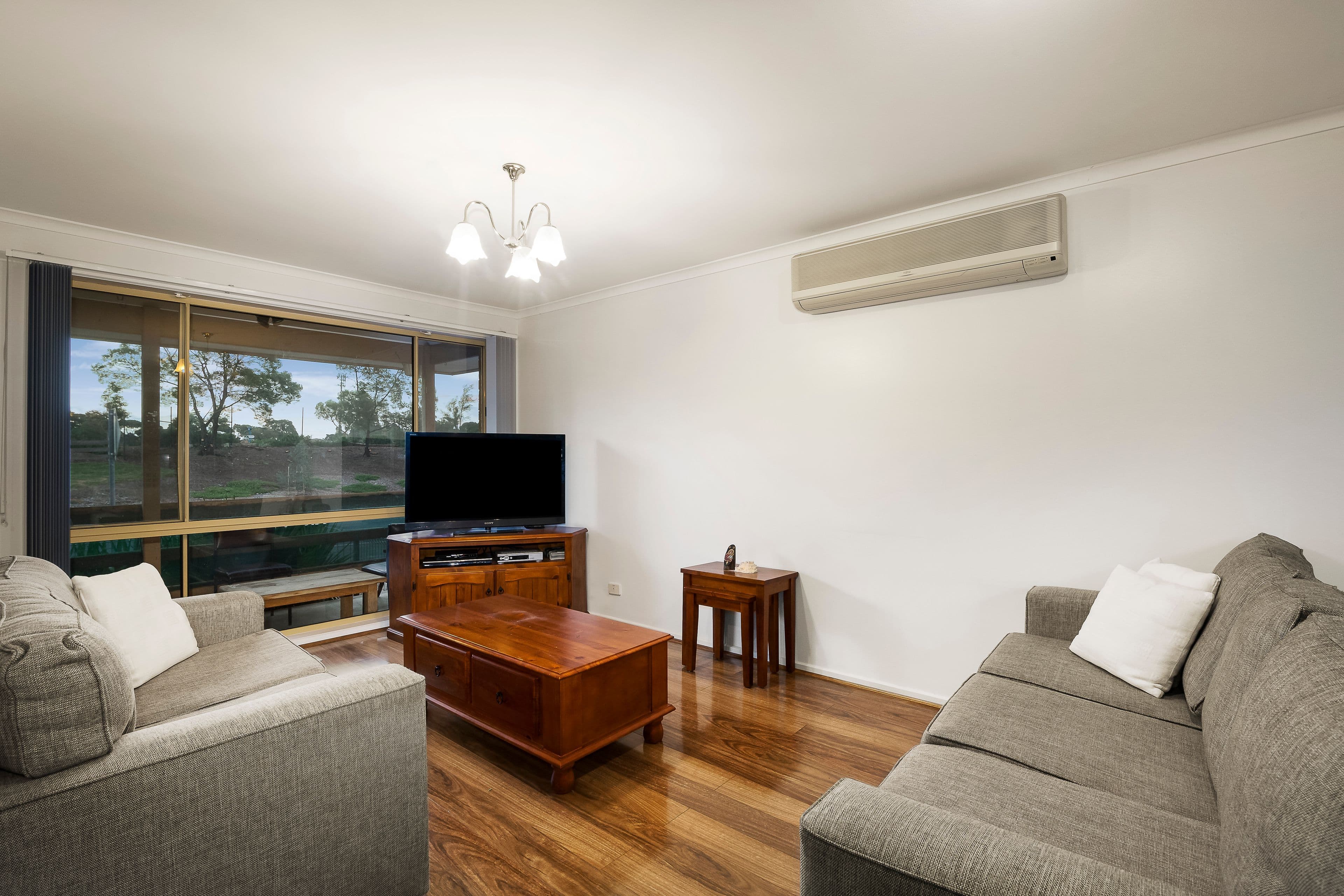 1 Sandalwood Drive, Oakleigh South VIC 3167, Oakleigh South - Thumbnail 2