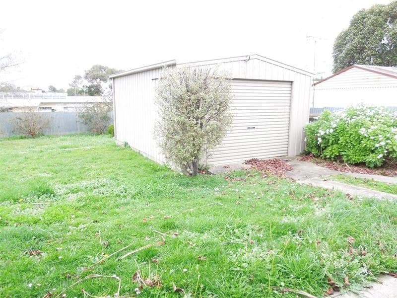 11 Tallara Avenue, MOUNT GAMBIER SA 5290, Mount Gambier - Thumbnail 2