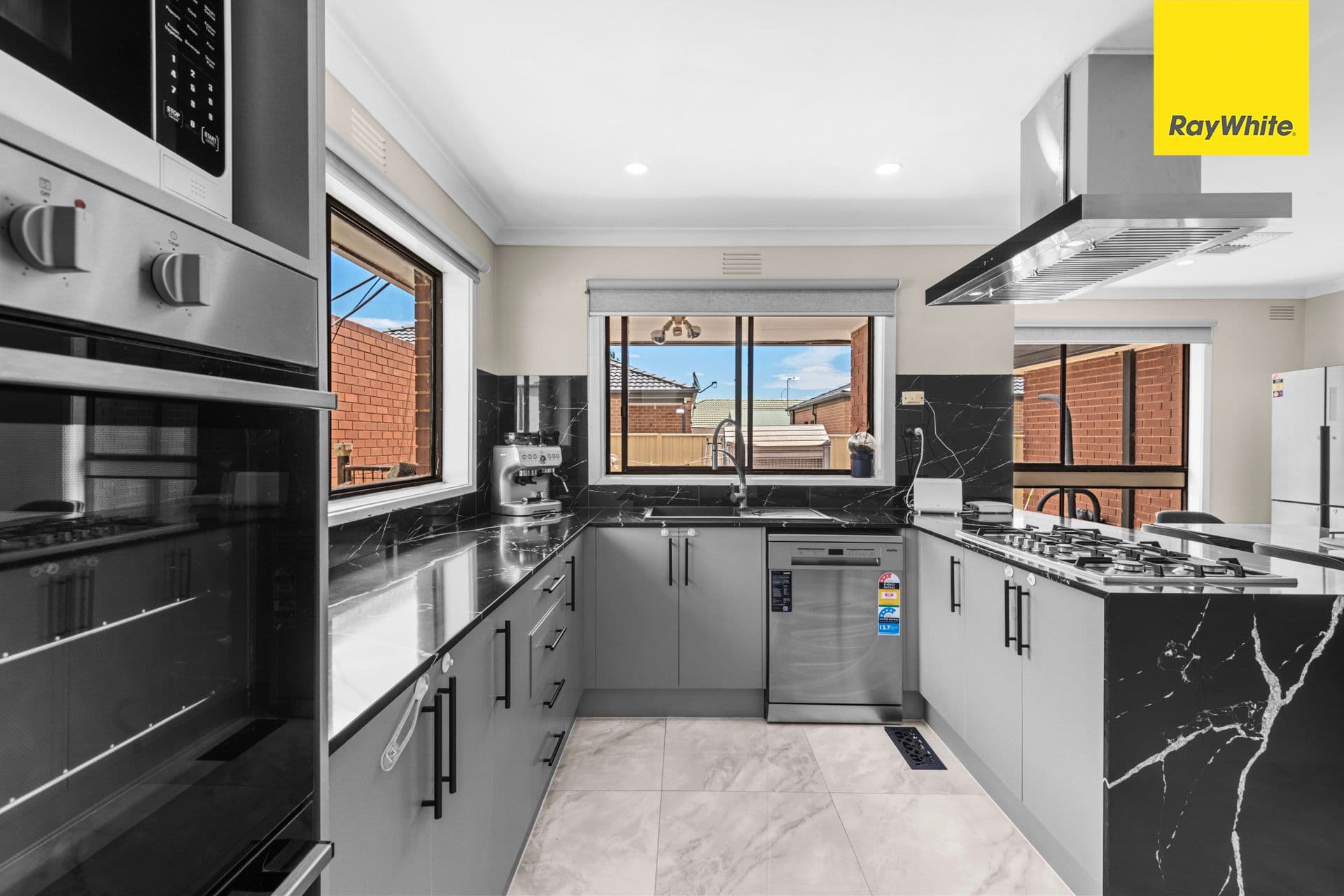 1 Mitchell Road, Melton South VIC 3338, Melton South - Thumbnail 7